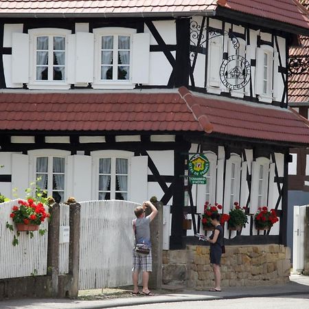 Gites Et Chambres D'Hotes Maison Ungerer Hunspach Exterior foto