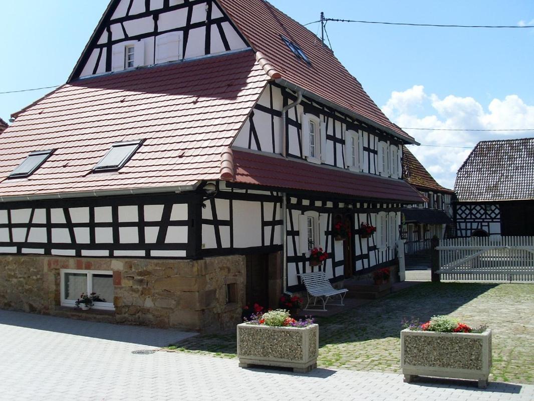 Gites Et Chambres D'Hotes Maison Ungerer Hunspach Exterior foto