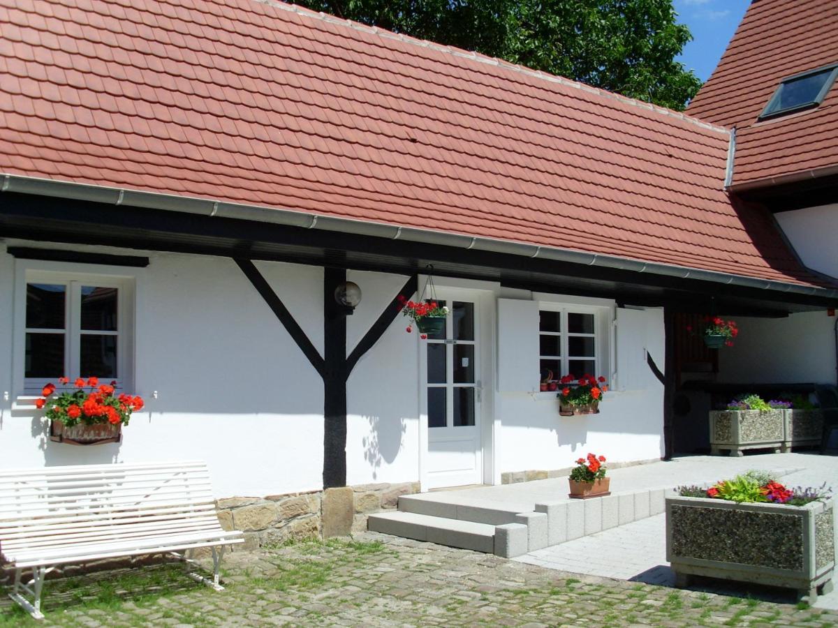 Gites Et Chambres D'Hotes Maison Ungerer Hunspach Exterior foto
